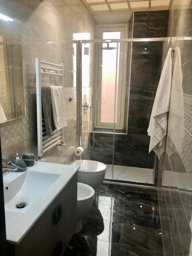 Adriana Sweet Apartment Рим Екстериор снимка